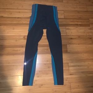 Lulu leggings size 2